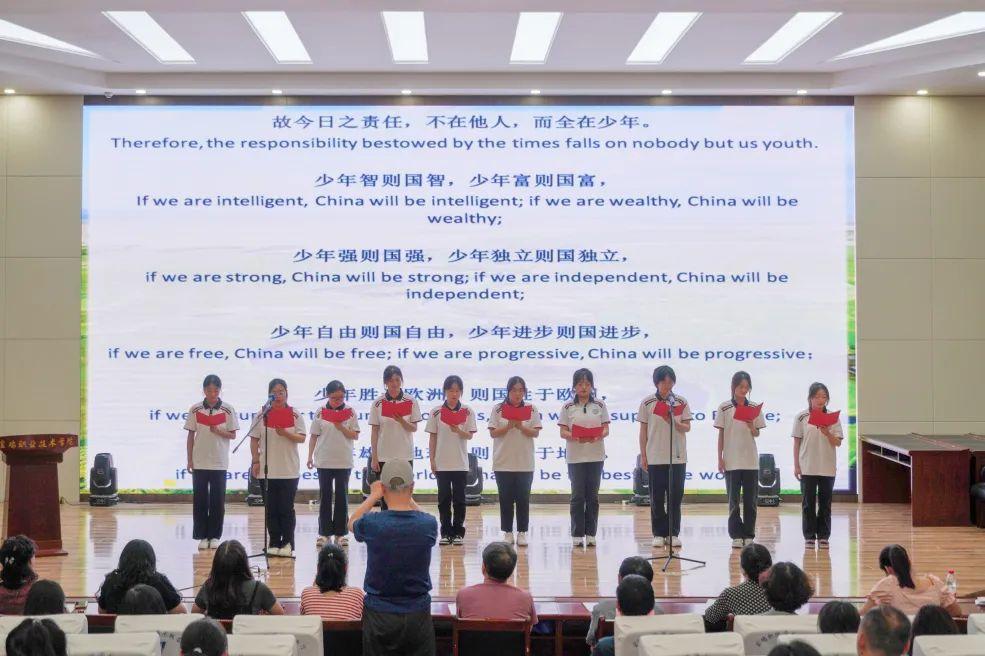 比赛英语发音挑战，初学者与进阶者的解决方案