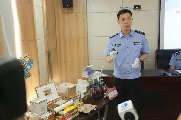 最新烟草产品亮相，烟草行业的创新与发展揭秘