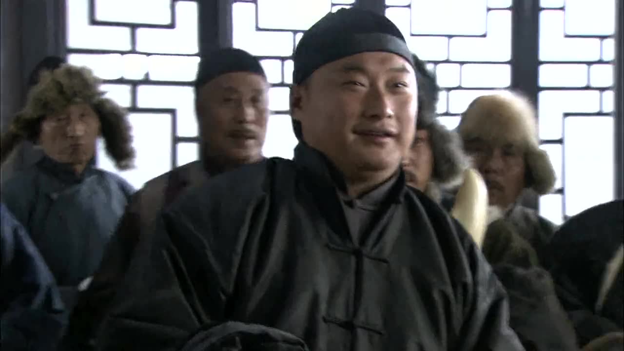 演员候岩松，演艺之路的闪耀之星